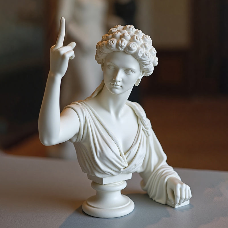 Venus with Attitude – The Original ‘Talk to the Hand’ Icon!